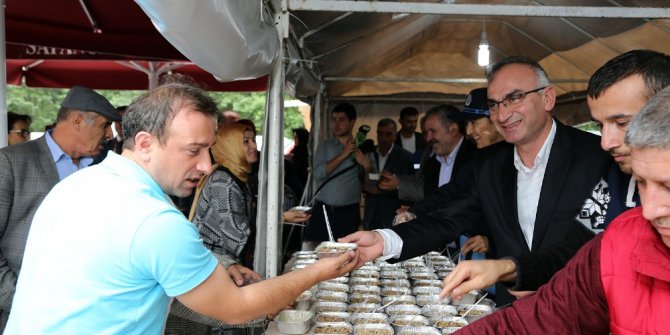 Sapanca Belediyesi 7 bin kişilik aşure dağıtacak