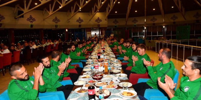 Ünye 1957 Spor camiası yemekte buluştu