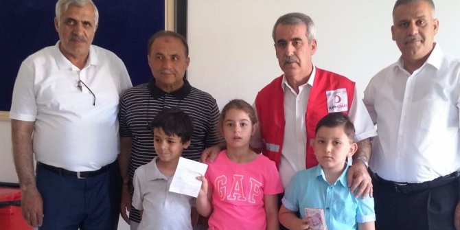 Öğrencilerden örnek davranış