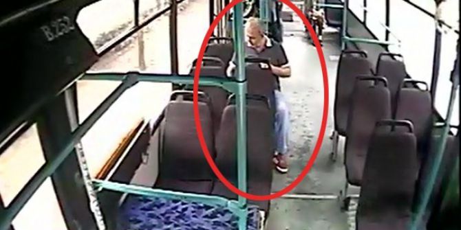 Otobüste Unutulan Telefonu Şoföre Teslim Etmek Yerine Cebine Attı