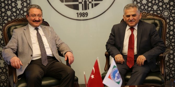 Başkan Büyükkılıç Araştırma Üniversitesi olan ERÜ’yü tebrik etti