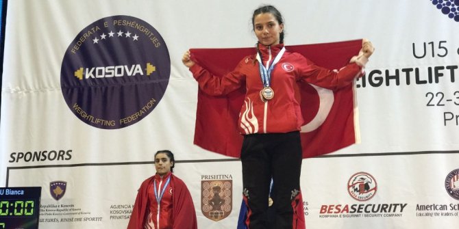 Burhaniyeli halterci Avrupa üçüncüsü oldu