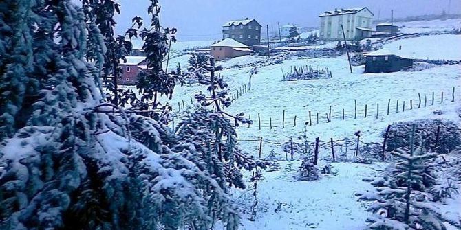 Sis Dağı Beyaza Büründü