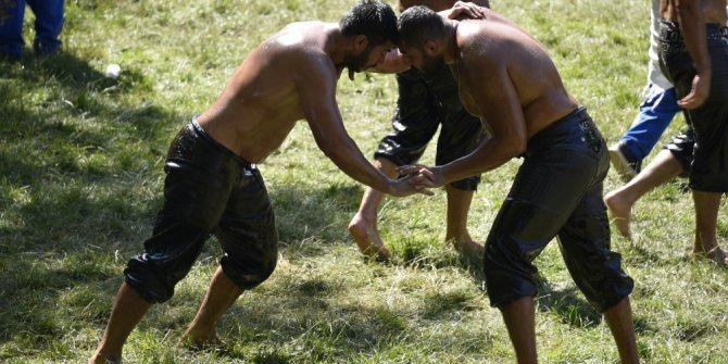 Başpehlivan Gökçen’den büyük başarı