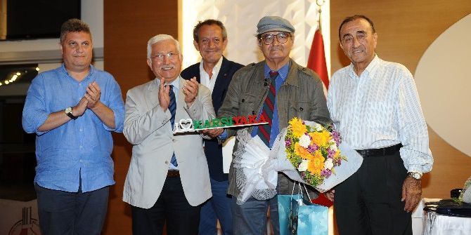 Tarihi, Tarihçiler Anlattı