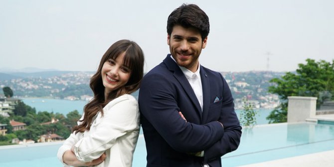 Dolunay Dizisi Konusu