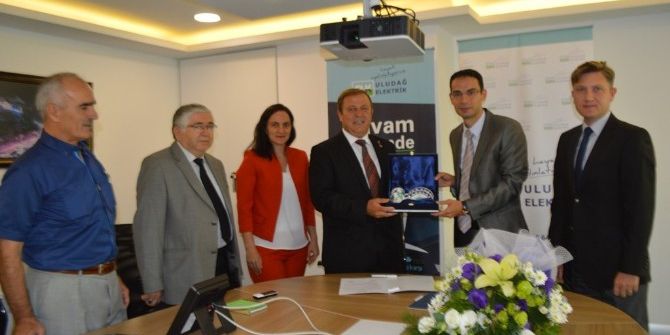 Clk Uludağ Elektrik’ten Emeklilerin Yüzünü Güldüren Protokol