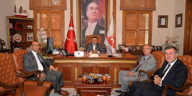 Banka Müdürlerinden Başkan Yağcı’ya Ziyaret