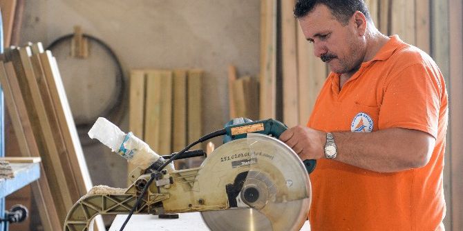 Muratpaşa, Kent Mobilyalarını Üretmeye Devam Ediyor