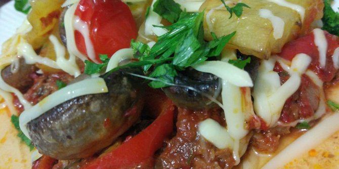 Mantarlı Tepsi Kebabı Nasıl Yapılır