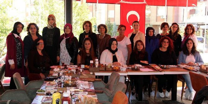 Güçlü Kadınlar Derneği’nde Kongre Heyecanı