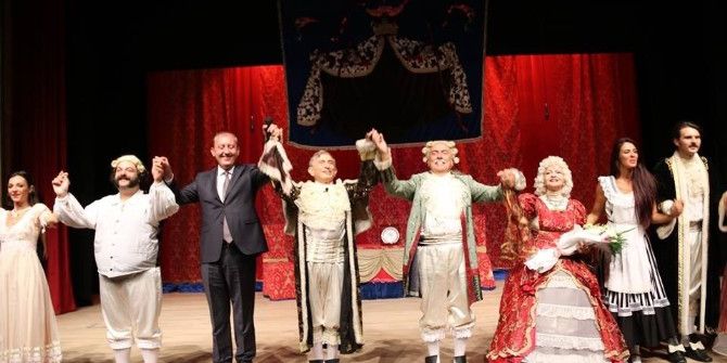 "Kibarlık Budalası" Biga’da