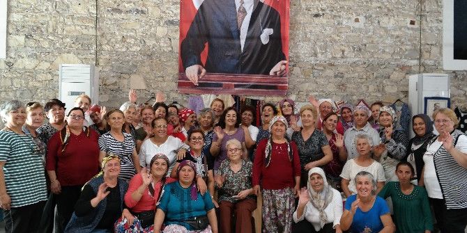 Urla’da Üreten Kadınlar Mutlu