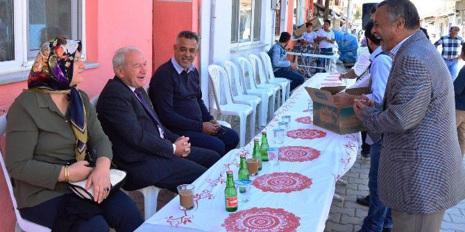 Romanlardan Mevlid-i Şerif Programı