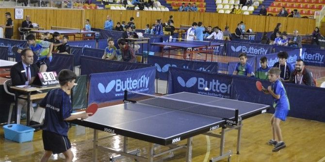 Tokat’ta Küçükler Masa Tenisi Grup Maçları Başladı