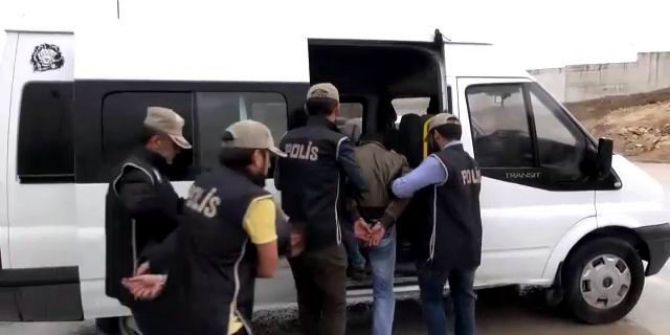 Van’da 2 Pkk Kuryesi Yakalandı