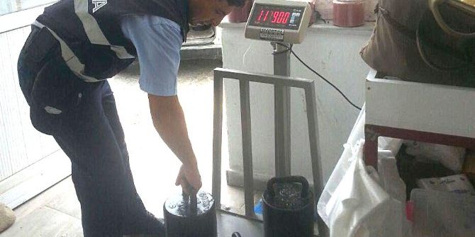 Burhaniye’de Eksik Tartanlar Yandı