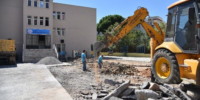 Alanya Belediyesi’nden Oba Mahallesine Asfalt