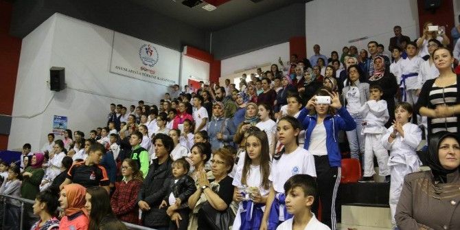 14. Karadeniz Judo Turnuvası Başladı