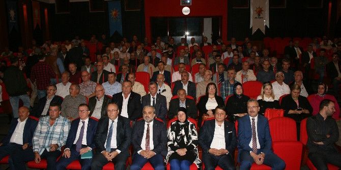 Karacabey’de Ak Parti İlçe Danışma Meclisi Toplandı