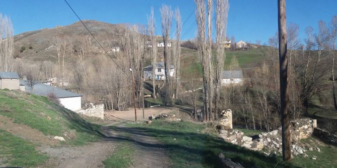 İmranlı Karapınar Köyü