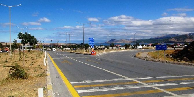 Bitlis’teki Stk’lardan “Ölüm Kavşağı” Tepkisi