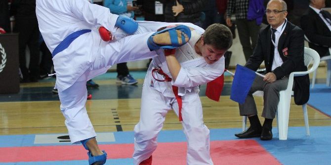 Karadeniz Ve Hazar Ülkeleri Karate Şampiyonası Rize’de Başladı