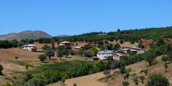 Zara Karaçayır Köyü