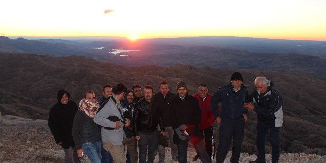 Samsat Yöneticileri Tarihi Ve Turistik Yerleri Gezdi