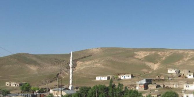 Hınıs Esenli Köyü