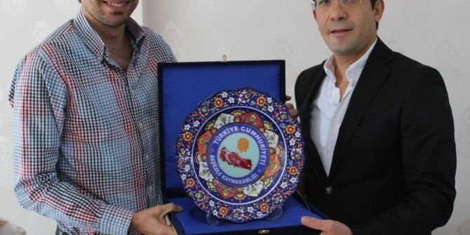 Tayini Çıkan Savcı Ve Hakime Veda Yemeği