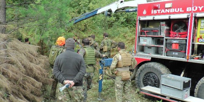 Airsoft Doğa Sporu Yapan Sporcu 20 Metrelik Kuyuya Düştü