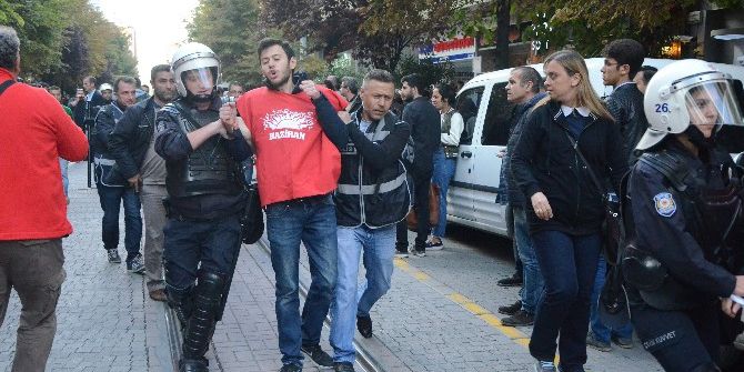 Eskişehir’de İzinsiz Protesto Gösterisi: 20 Gözaltı