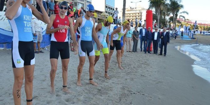 Türkiye Triatlon Şampiyonası Finali Kuşadası’nda Yapıldı