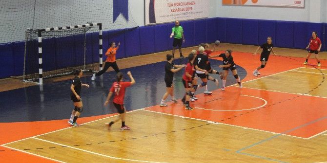 Türkiye Bayanlar Hentbol Süper Ligi