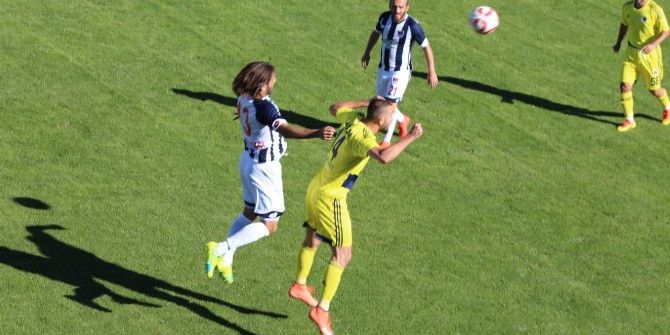 Niğde Belediyespor Evinde Menemenspor’u 2-0 Yendi