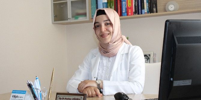 Op. Dr. Uğurlu; ”Hamilelikte Duruş Bozukluklarına Dikkat”