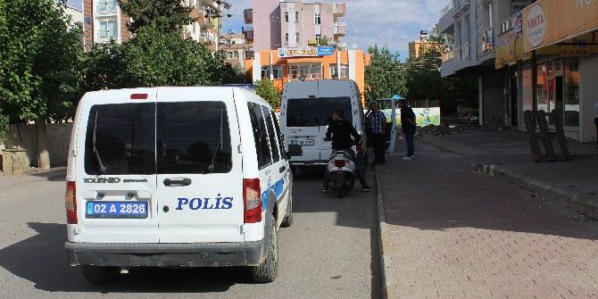 5 Çift Ayakkabı Çalındı