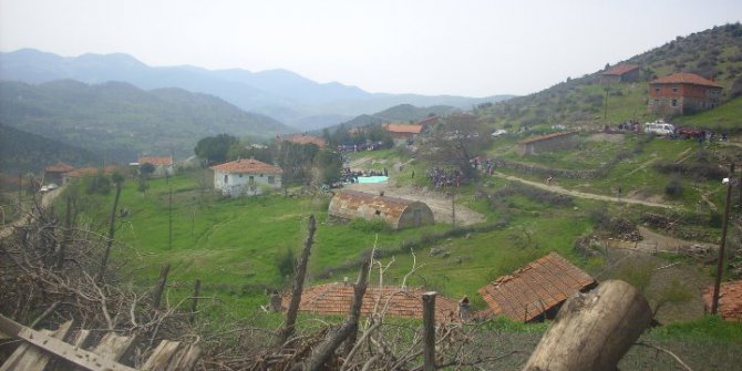 Bigadiç Altınlar Köyü