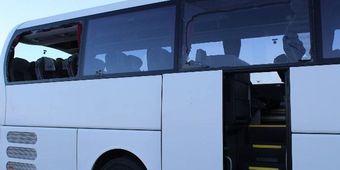 Sakarayaspor Kafilesini Taşıyan Otobüse Saldıran 6 Kişi Gözaltına Alındı