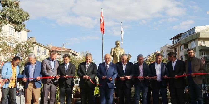 Ragıp Tüzün Parkı’na Coşkulu Açılış