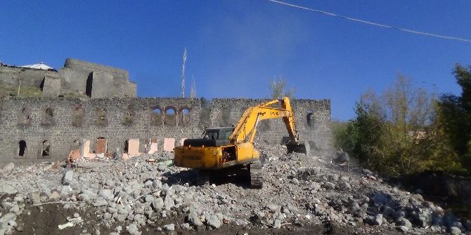 Tarihi Beylerbeyi Sarayı Günyüzüne Çıkıyor