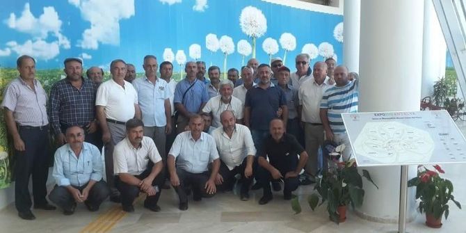 Ak Parti Bilecik Merkez İlçe Başkanı Serkan Yıldırım Ve Muhtarlardan Antalya Çıkartması