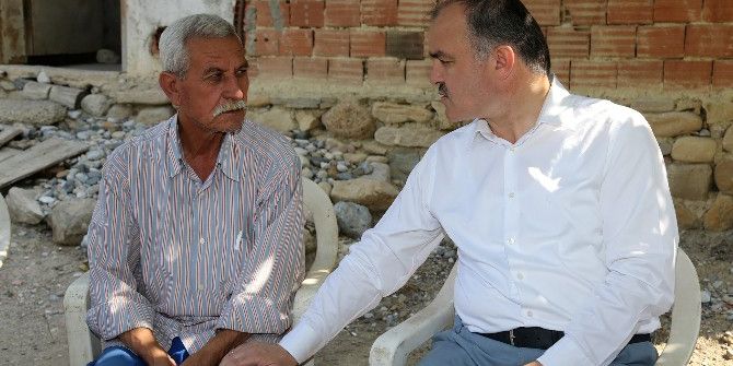 Başkan Gürlesin: “İhtiyaç Sahibi Vatandaşlarımızın Yanındayız”