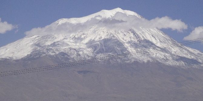 Ağrı Dağı Beyaz Gelinliğini Giydi