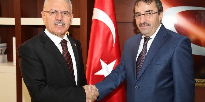 Bozok Üniversitesi Tıp Fakültesi Dekanı Prof. Dr. Ataseven Görevine Başladı