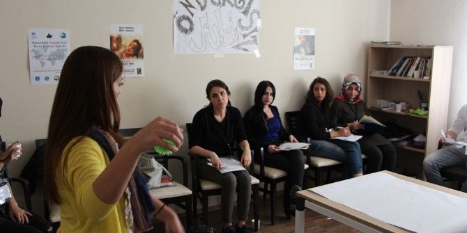 Ngo’da Gençlere İnsan Hakları Eğitimi