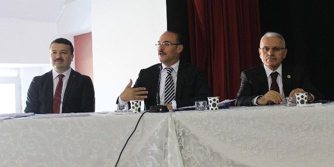 Akdağmadeni İlçesinde Yatırım İzleme Ve Değerlendirme Toplantısı Yapıldı