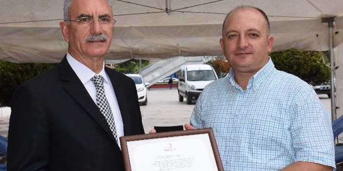 Kızılay’dan Başkan Kale’ye Teşekkür