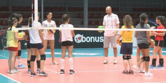 Voleybol Altyapı Seçmeleri Yapıldı